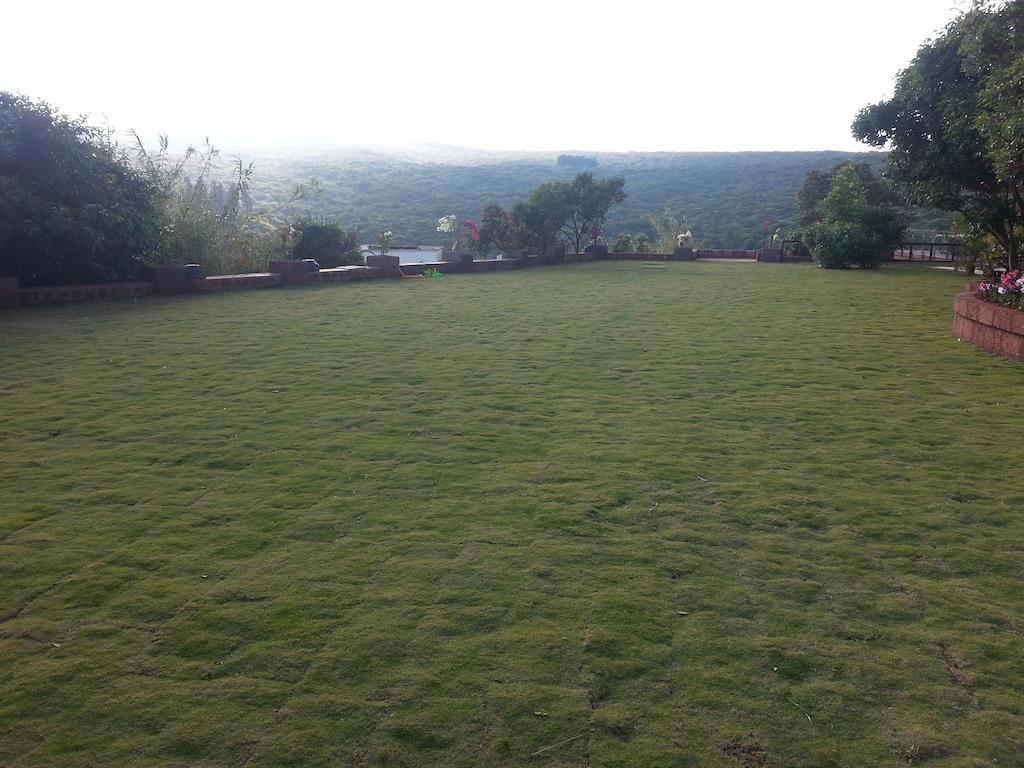 Bella Vista Resort Mahābaleshwar Esterno foto