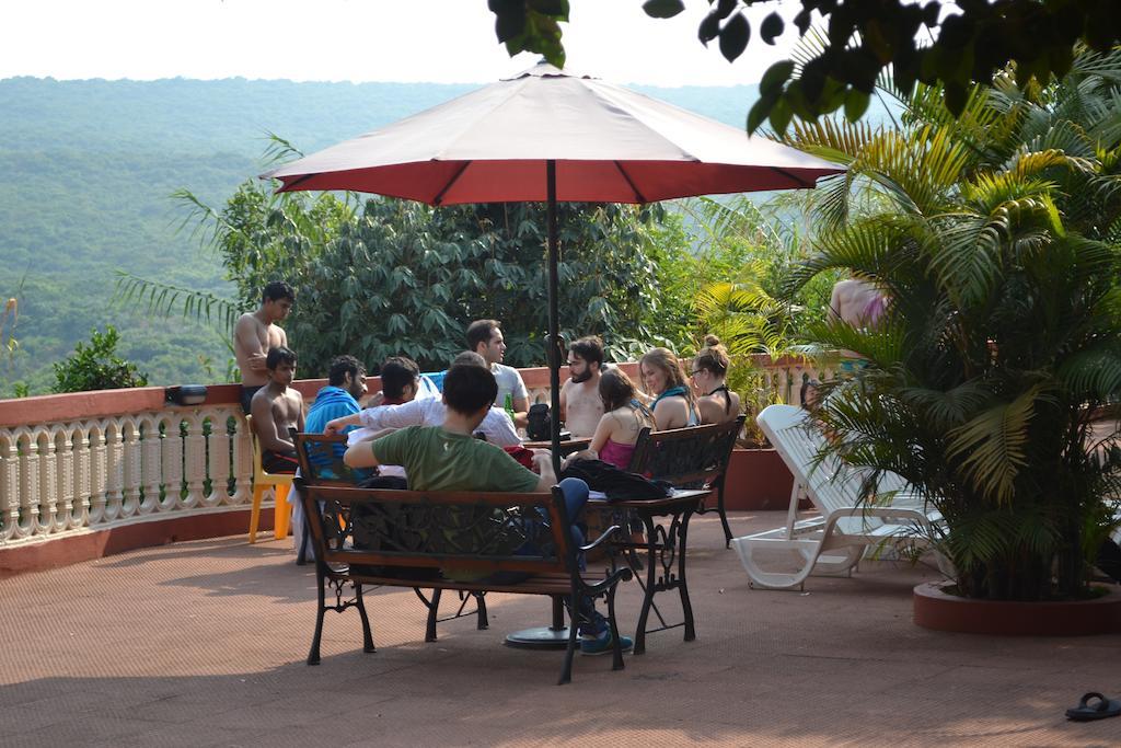 Bella Vista Resort Mahābaleshwar Esterno foto