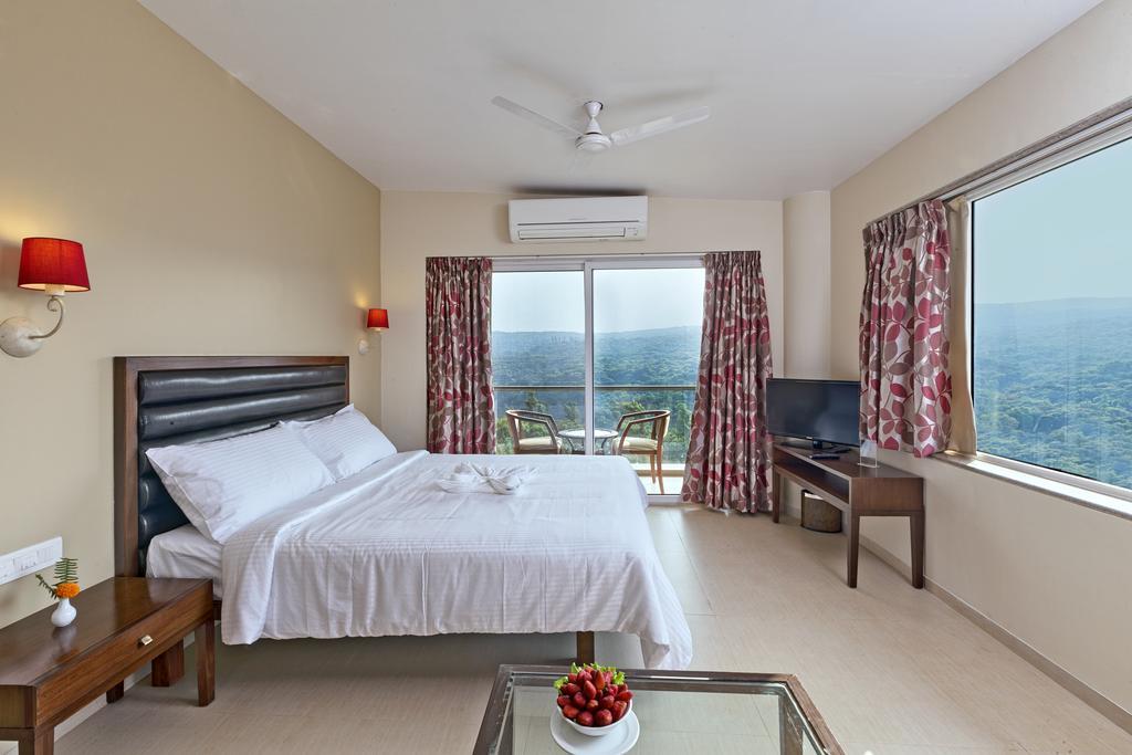 Bella Vista Resort Mahābaleshwar Esterno foto