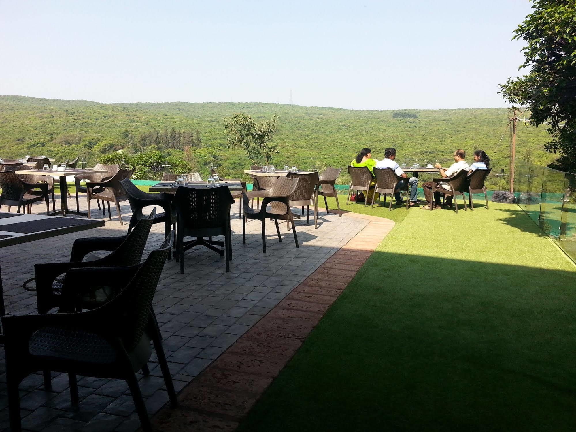 Bella Vista Resort Mahābaleshwar Esterno foto