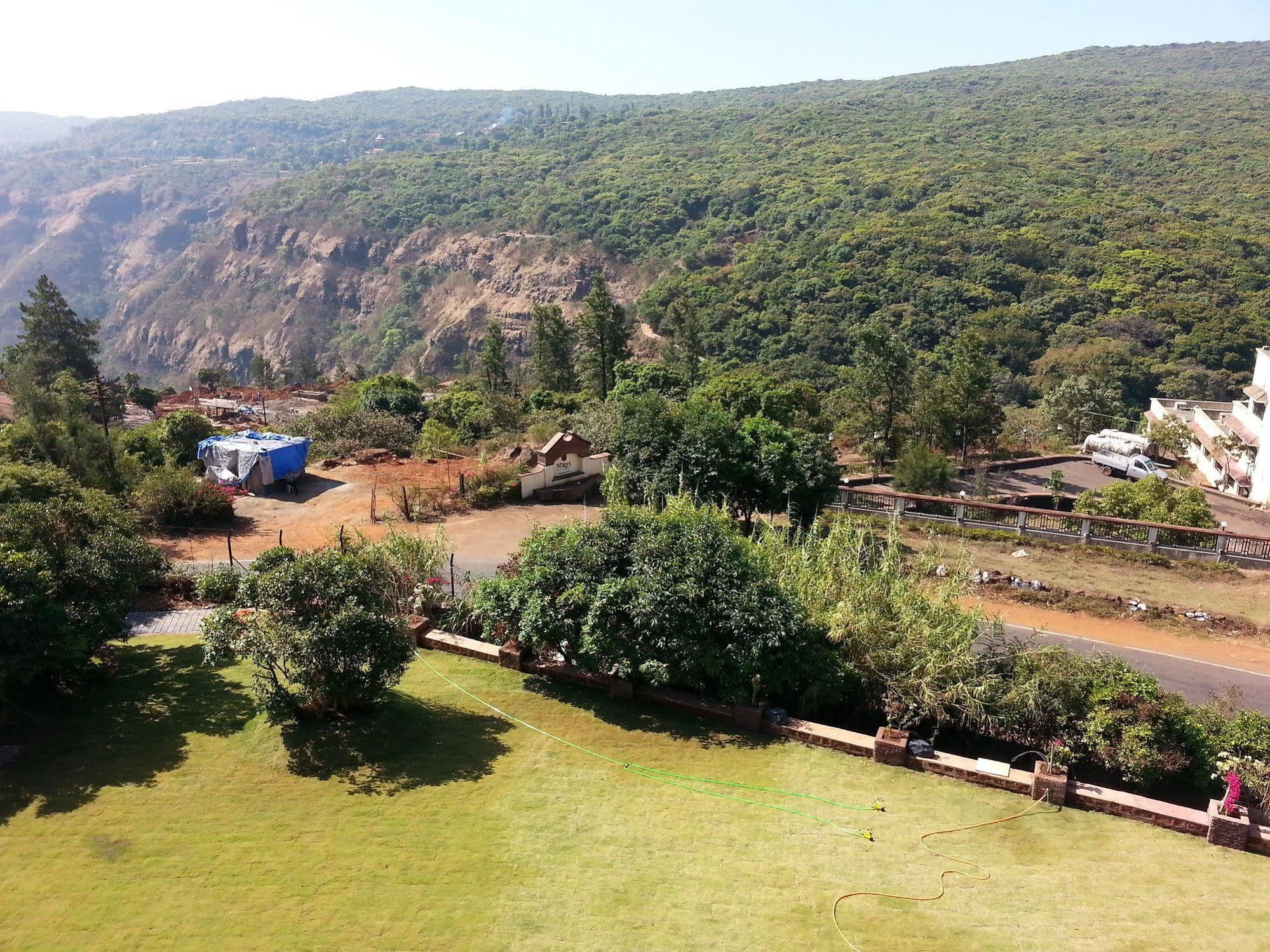 Bella Vista Resort Mahābaleshwar Esterno foto